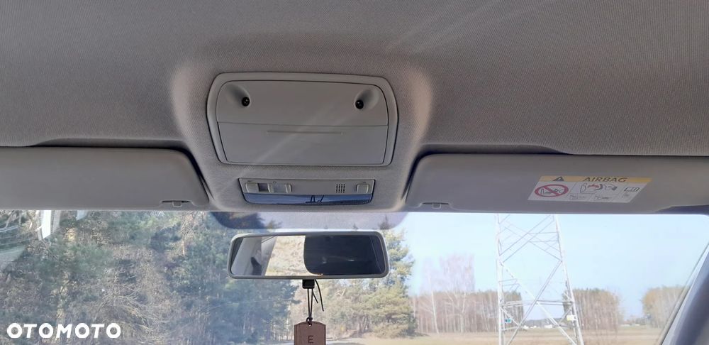 Skoda RAPID ver-1-6-tdi-dpf-ambition - 14