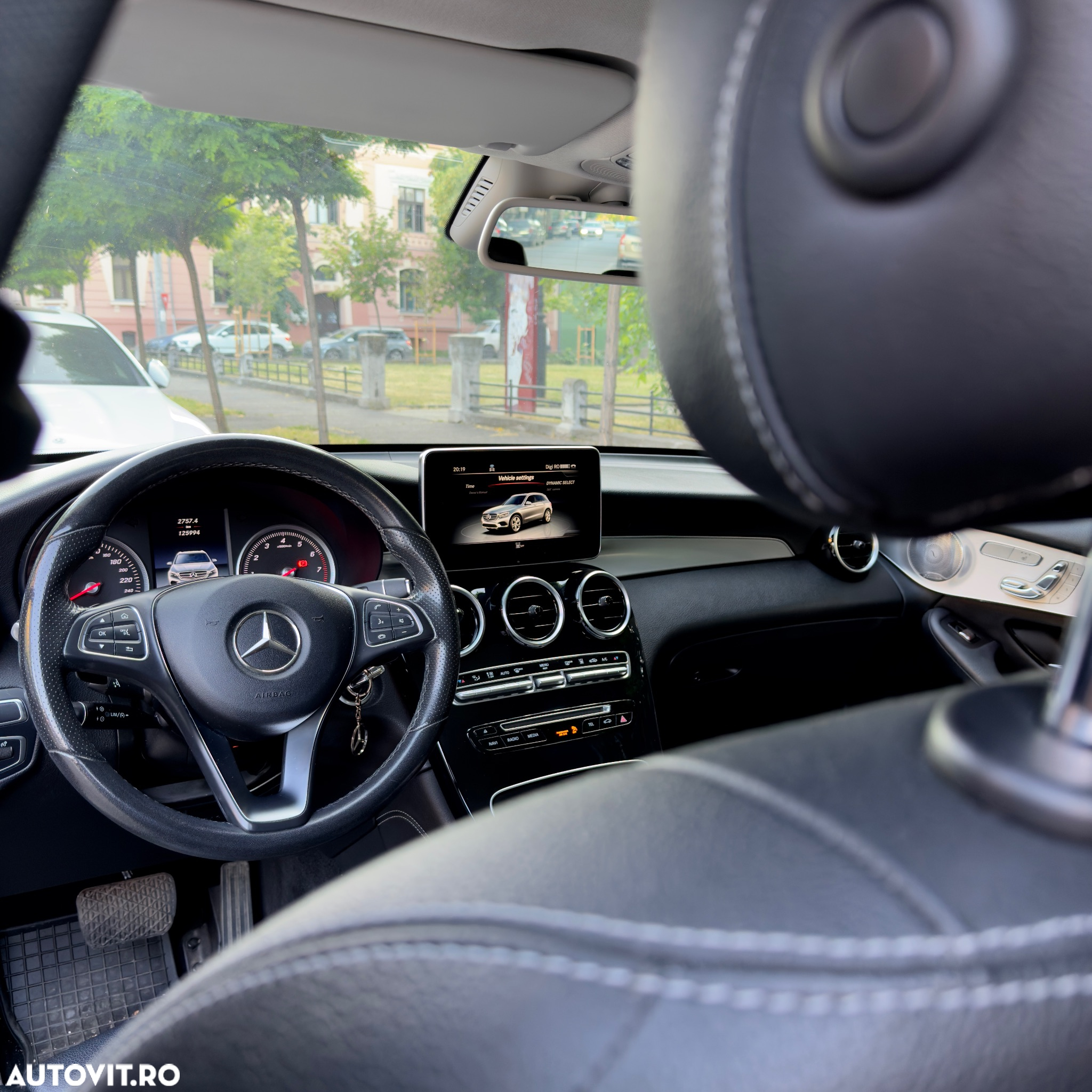 Mercedes-Benz GLC 250 4MATIC - 8
