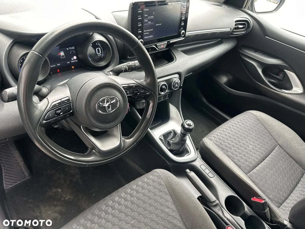 Toyota Yaris 1.5 Style - 25
