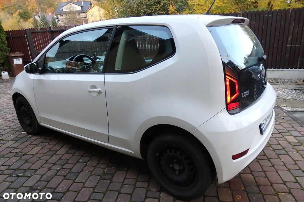 Volkswagen Up 2019 photo 4