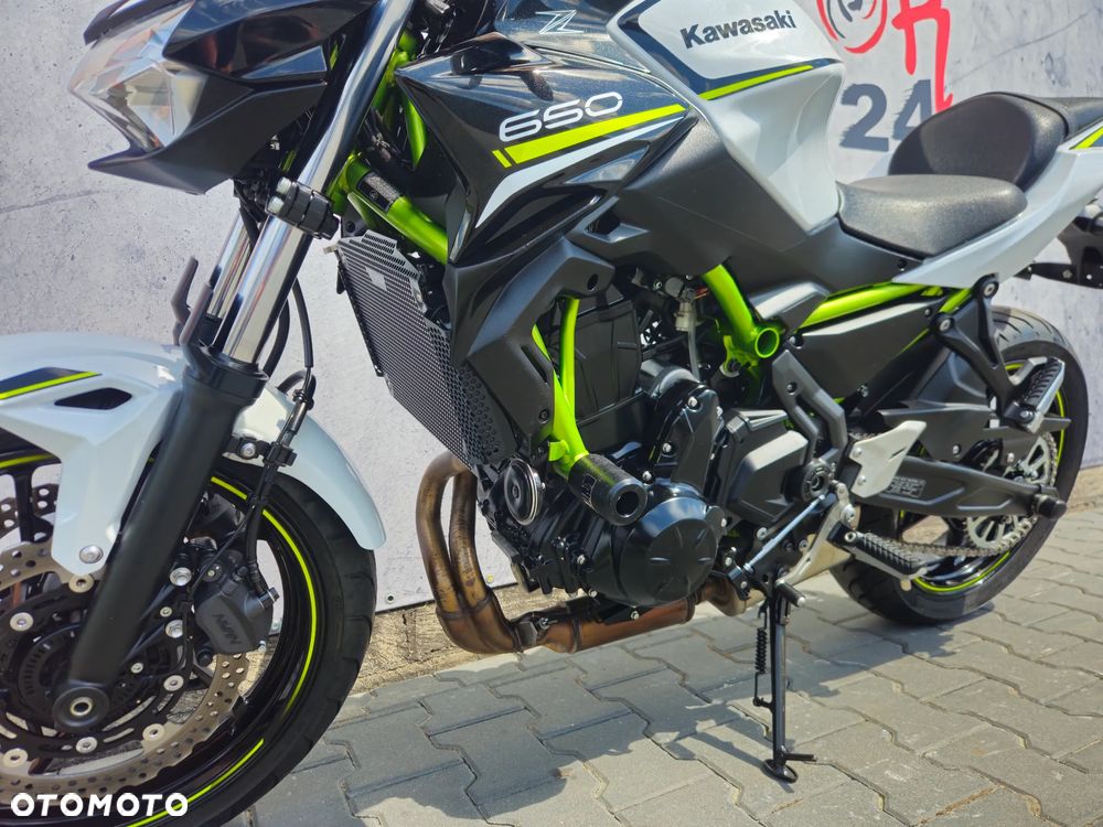 Kawasaki Z 650 - 10