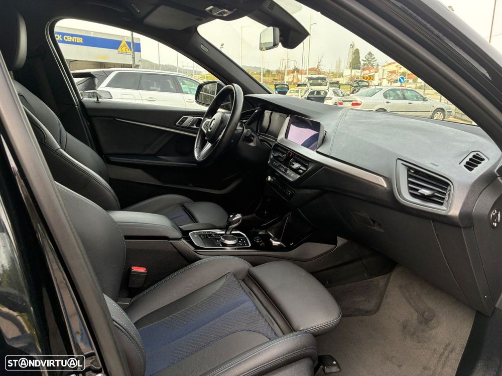 BMW 116 d Pack Desportivo M Auto - 28