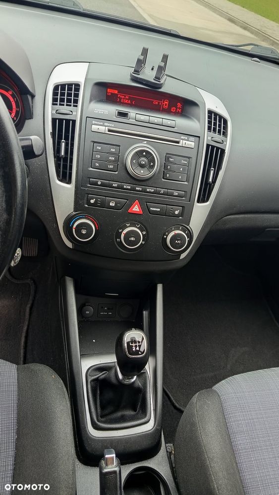 Kia Ceed 1.4 Comfort + - 16