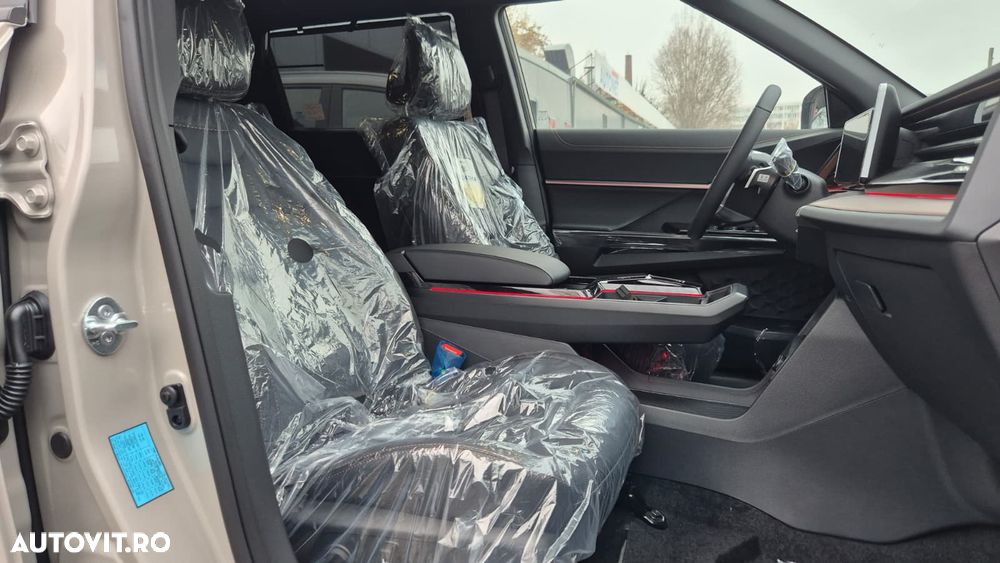 KG Mobility Torres EVX - 11