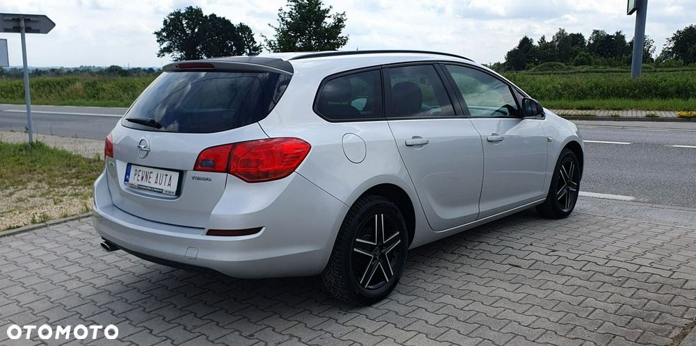 Opel Astra - 4