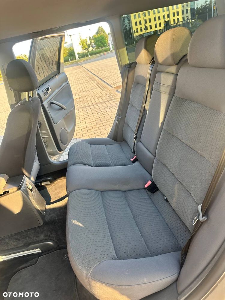 Volkswagen Passat 1.9 TDI Basis - 15