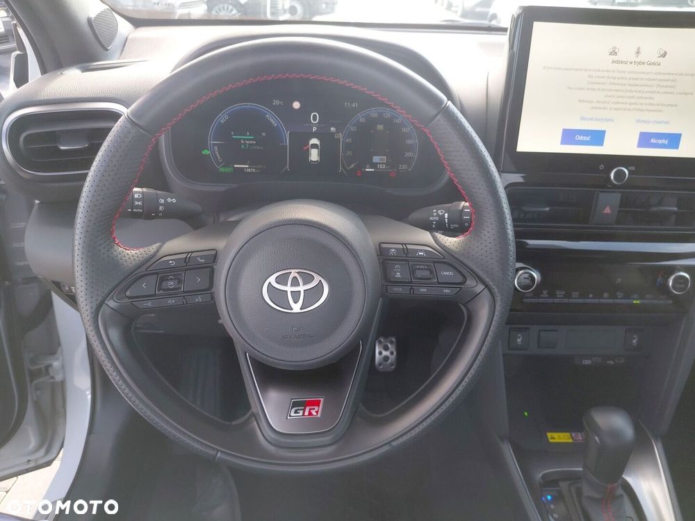 Toyota Yaris Cross Hybrid 1.5 GR Sport - 16