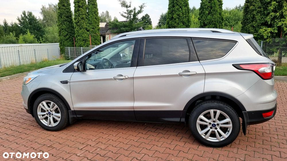 Ford Kuga 2.0 TDCi 4x2 Titanium - 10