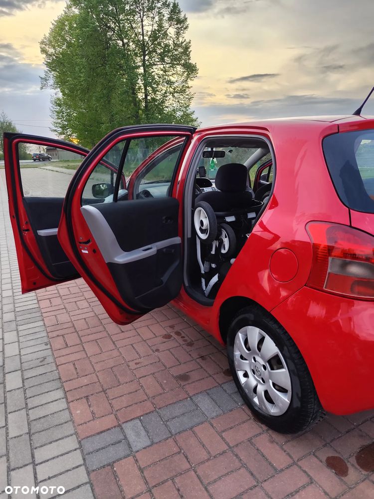 Toyota Yaris - 3