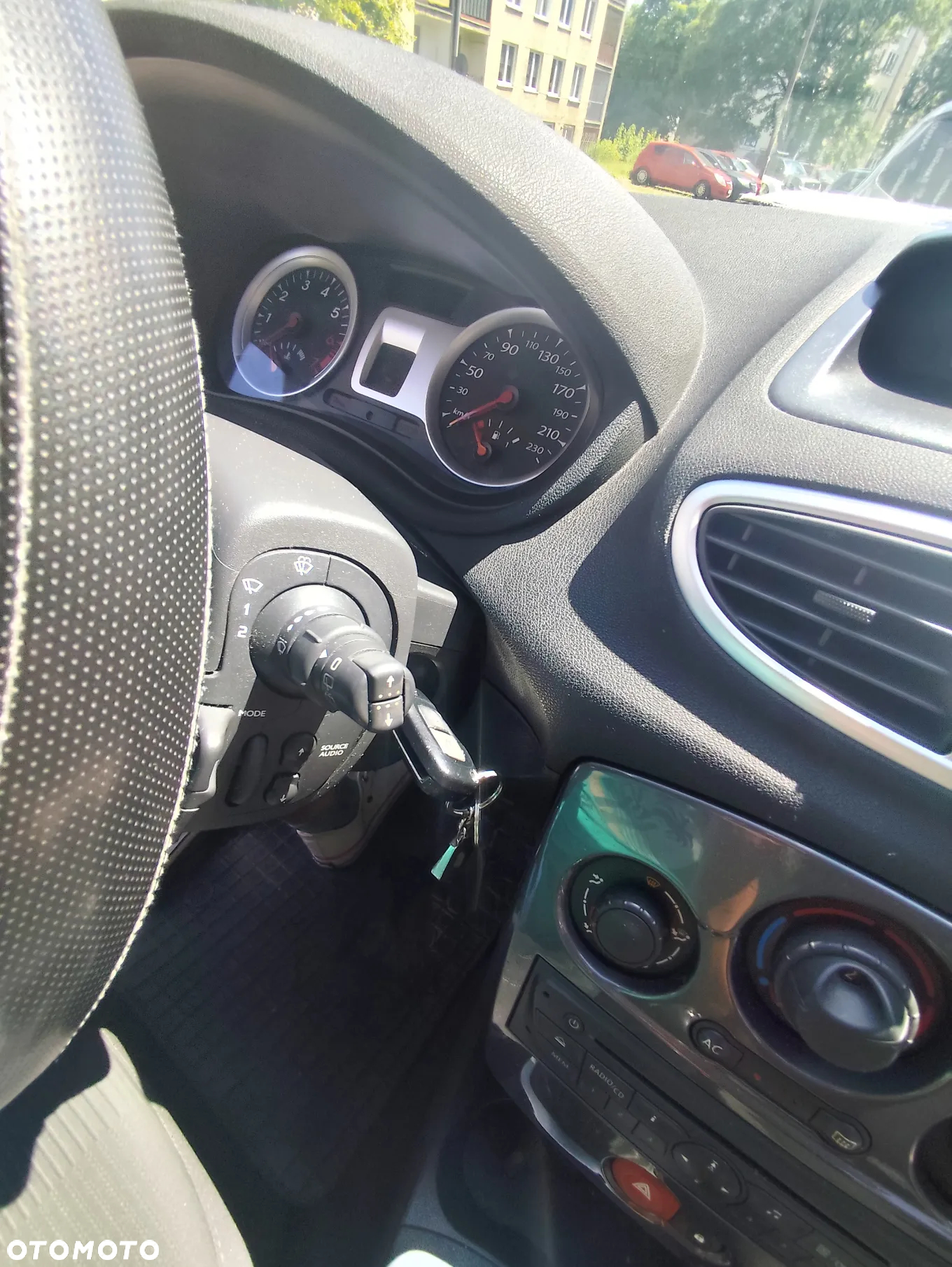 Renault Clio 1.2 16V TCE Alize Euro5 - 20
