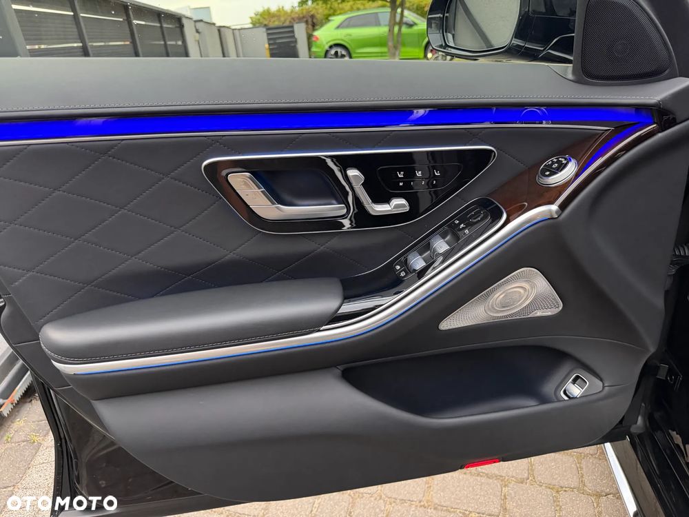 Mercedes-Benz Klasa S 500 4Matic L 9G-TRONIC - 41