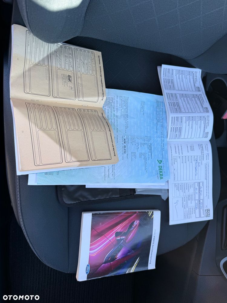 Ford Fiesta 1.25 Ghia - 19