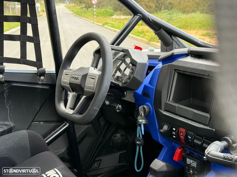 Polaris RZR Pro R - 10
