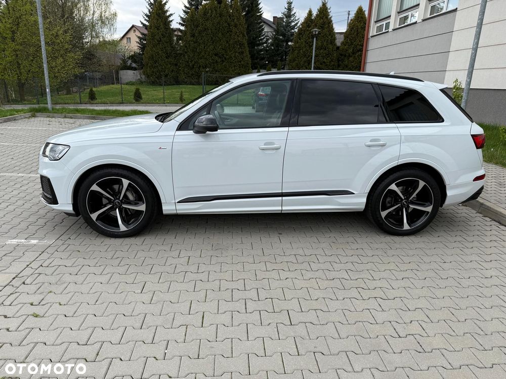 Audi Q7 - 8