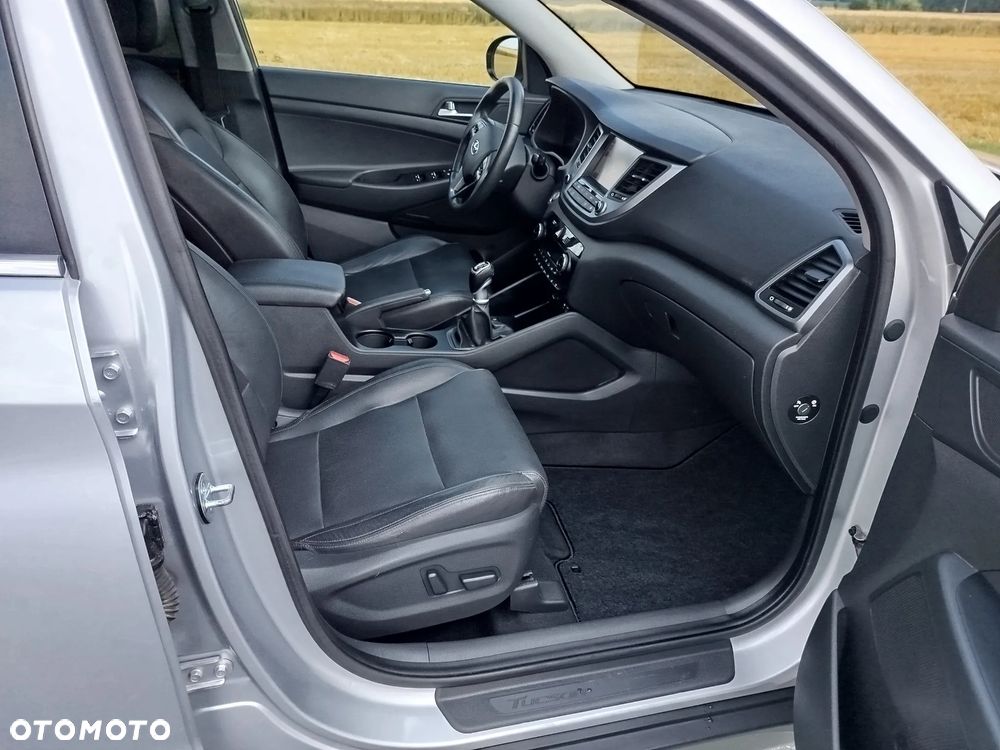 Hyundai Tucson blue 1.7 CRDi 2WD Passion - 30