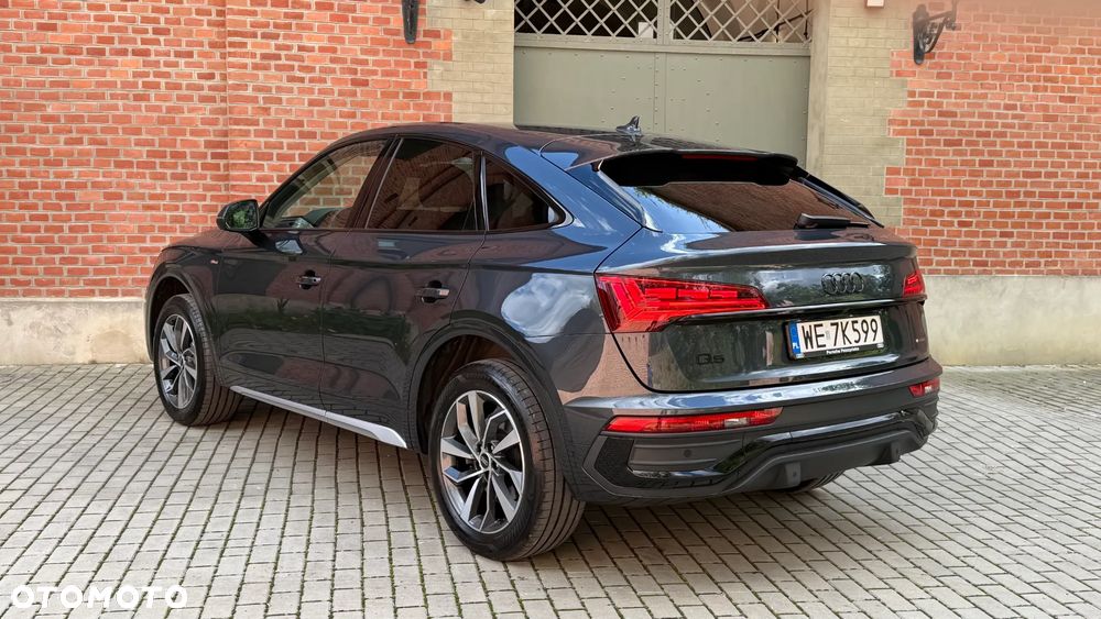 Audi Q5 Sportback 40 TDI quattro S tronic S line - 8