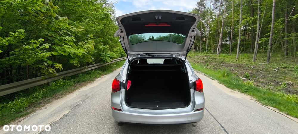 Opel Astra 1.7 CDTI - 9