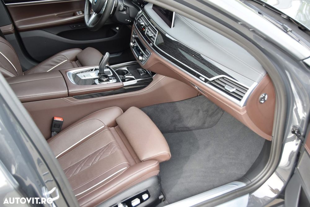 BMW Seria 7 745Le xDrive - 11