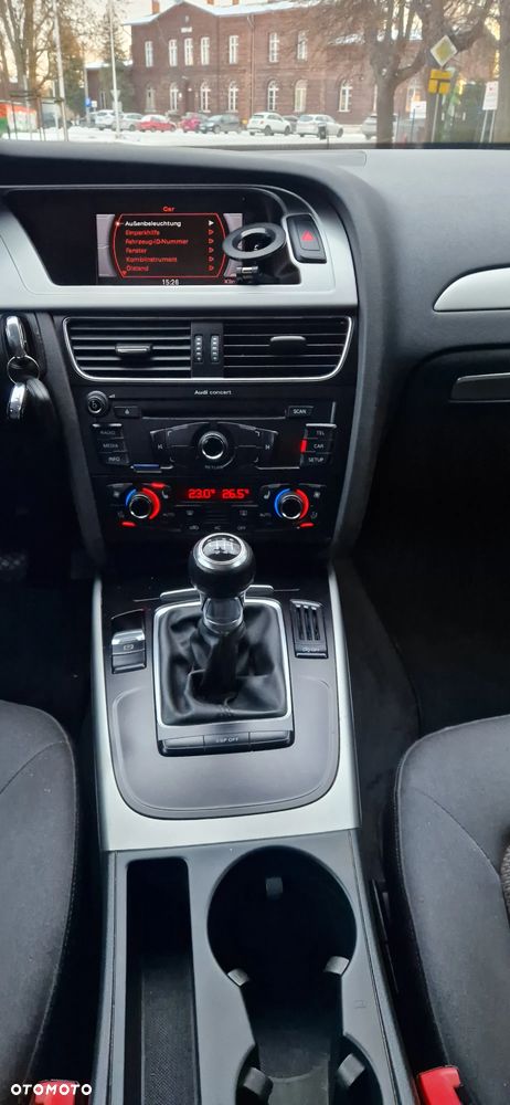 Audi A4 Allroad - 24