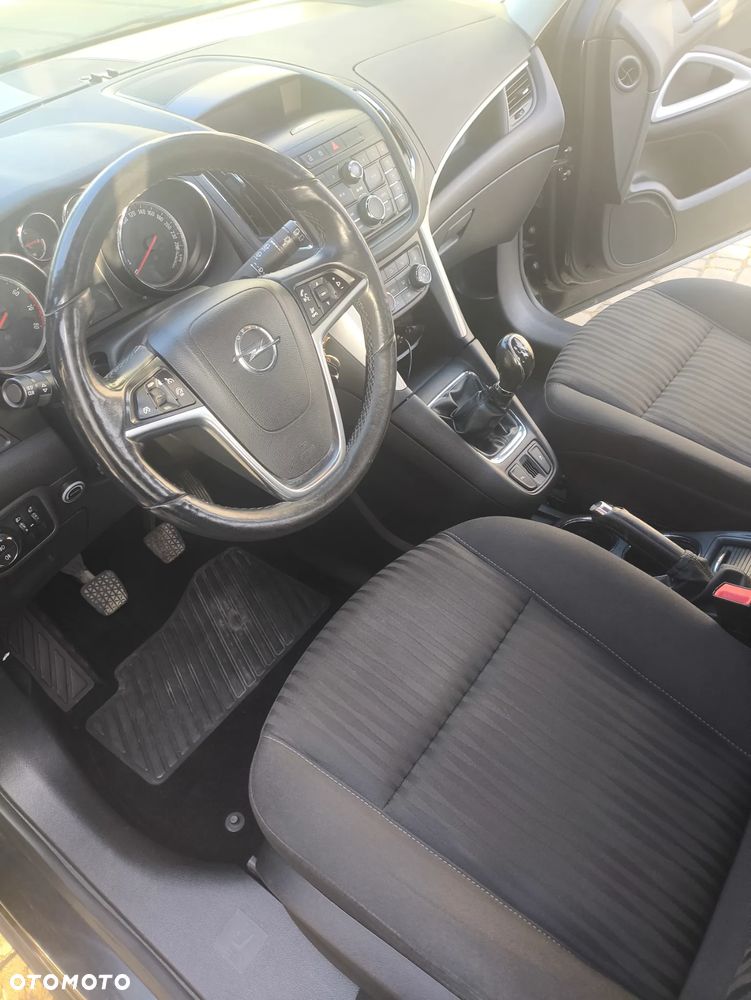 Opel Zafira 1.4 T Cosmo - 30