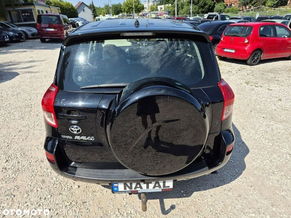 Toyota RAV4 - 13