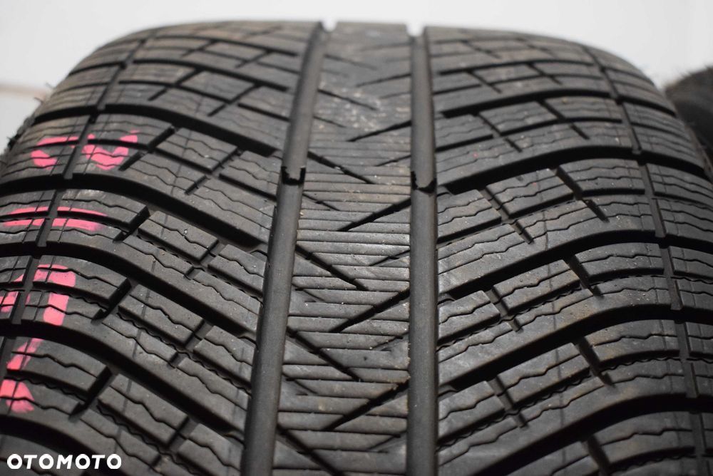 R19 275/50 Michelin Pilot Alpin 5 SUV - 2