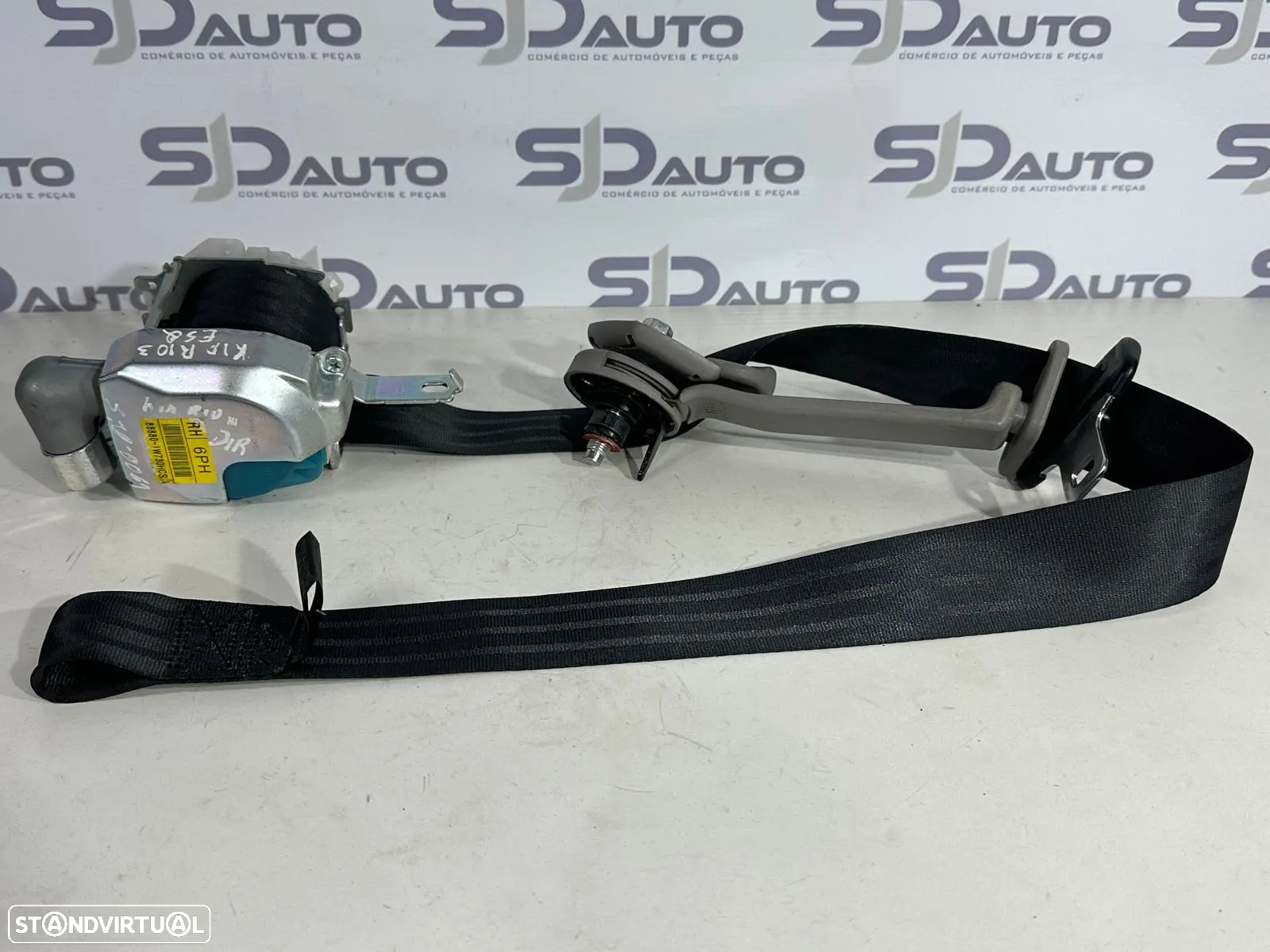 Cinto / Pré Tensor Frente Direito / Esquerdo - Kia Rio III - 2