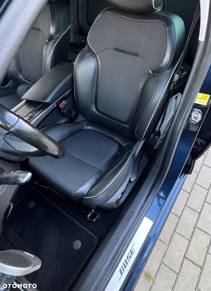 Renault Megane ENERGY TCe 130 BOSE EDITION - 8