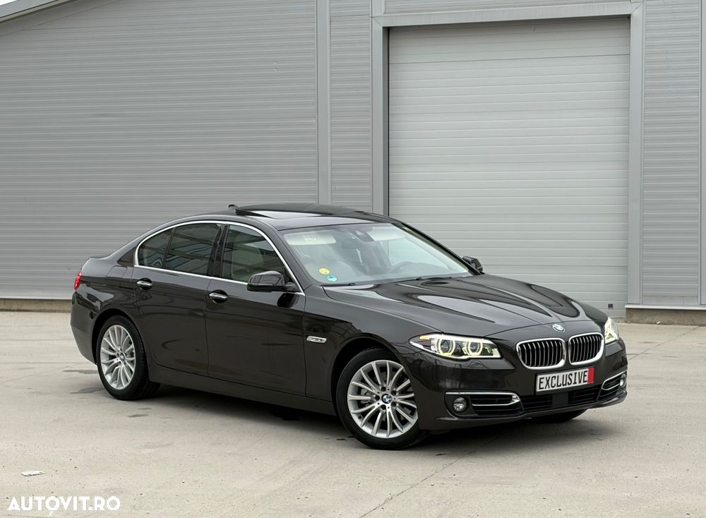 BMW Seria 5 520d Aut. Luxury Line - 2