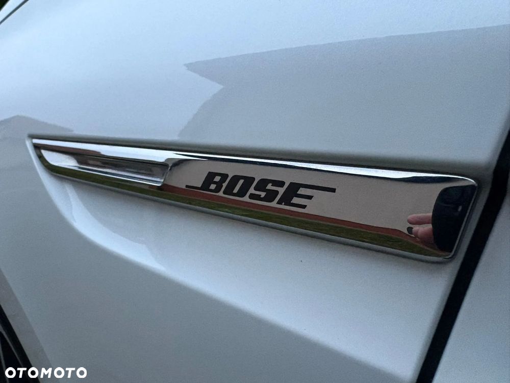 Renault Megane 1.2 16V TCe Energy Bose - 11