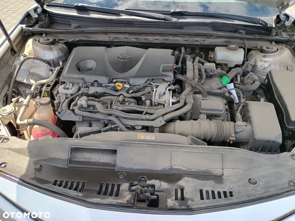 Toyota Camry 2.5 Hybrid Comfort CVT - 26