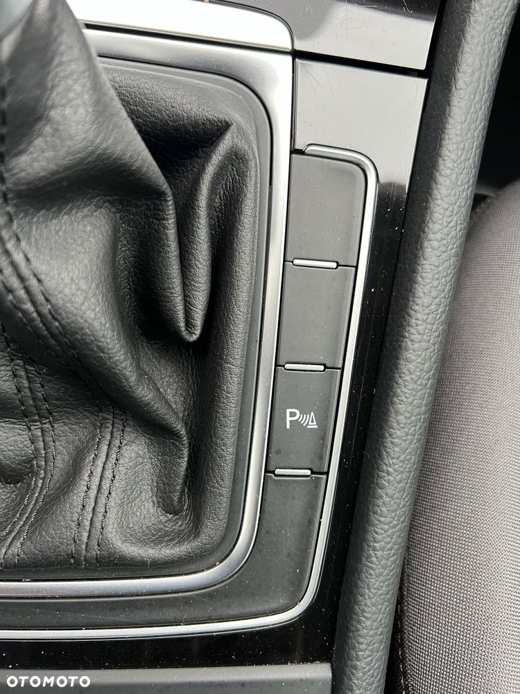 Volkswagen Golf 1.4 TSI (BlueMotion Technology) DSG Highline - 15