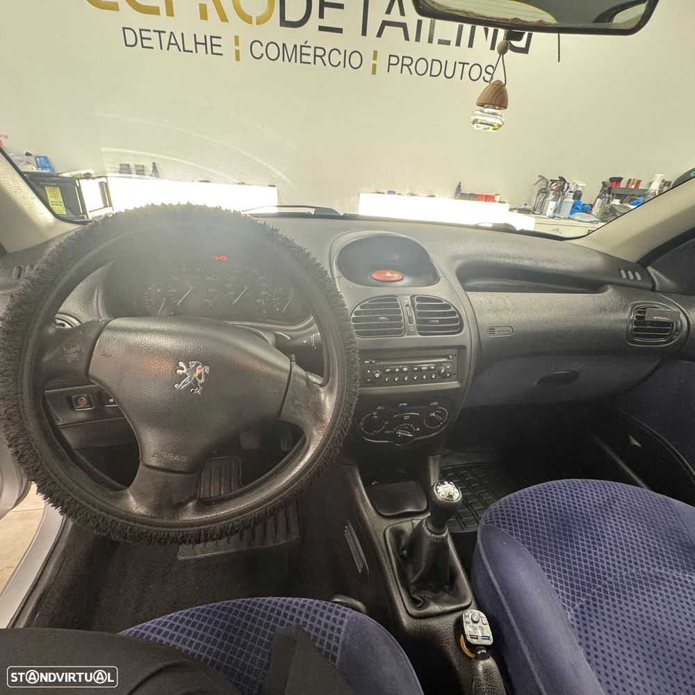 Peugeot 206 1.1 Black & Silver - 5