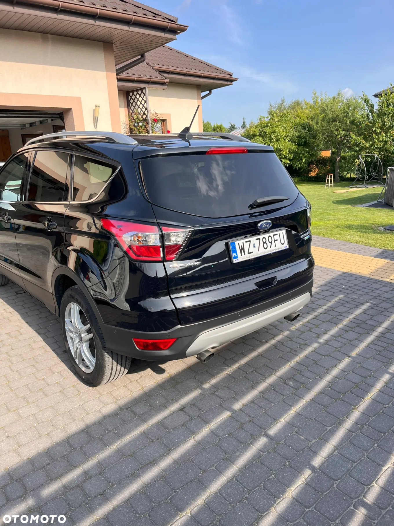 Ford Escape 2.0 EcoBoost AWD Titanium - 4
