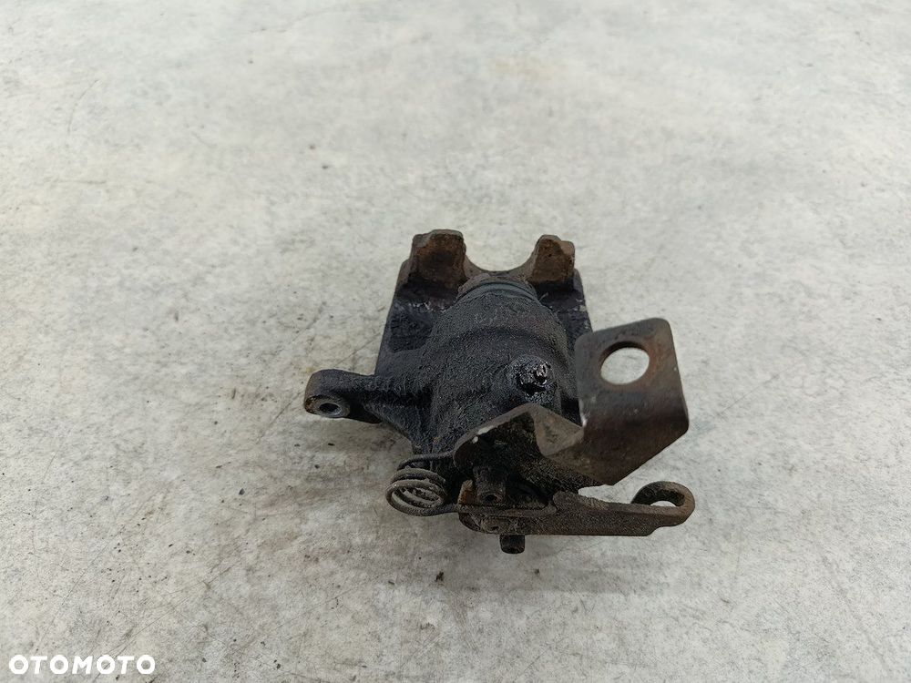 ZACISK HAMULCOWY PRAWY TYŁ RENAULT MASTER II FL 3.0 DCI - 4