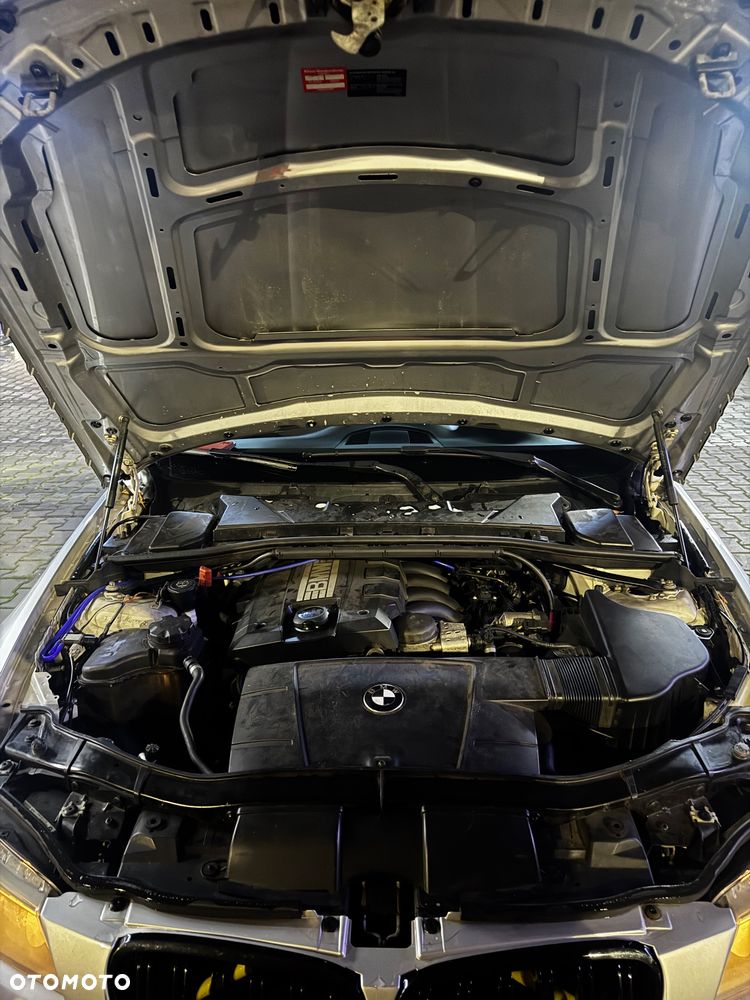 BMW Seria 3 320i Touring Edition Exclusive - 7