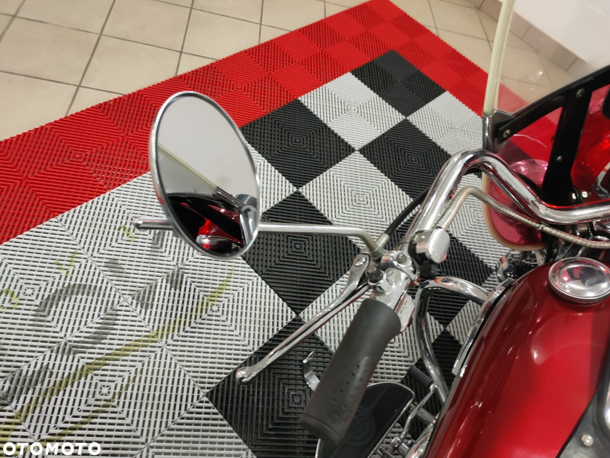 Harley-Davidson FLH Shovelhead - 12