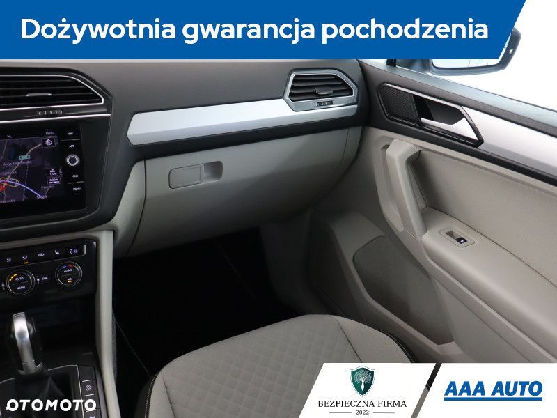 Volkswagen Tiguan - 10