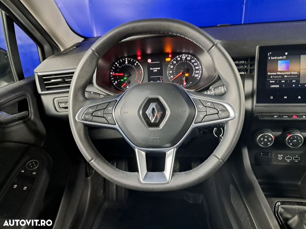 Renault Clio - 13