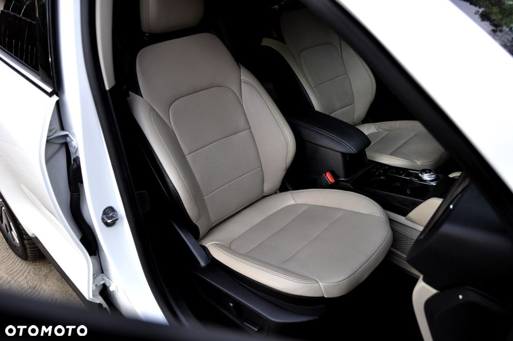 Ford Kuga 2.0 EcoBoost AWD Titanium ASS - 33