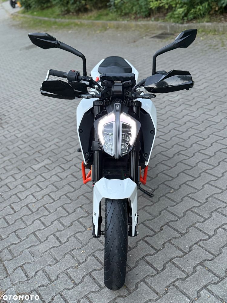 KTM Duke 125 - 9