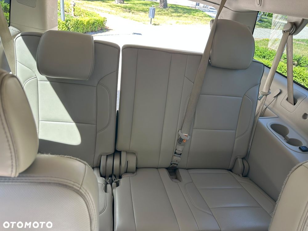 GMC Yukon Denali 6.2 XL - 16