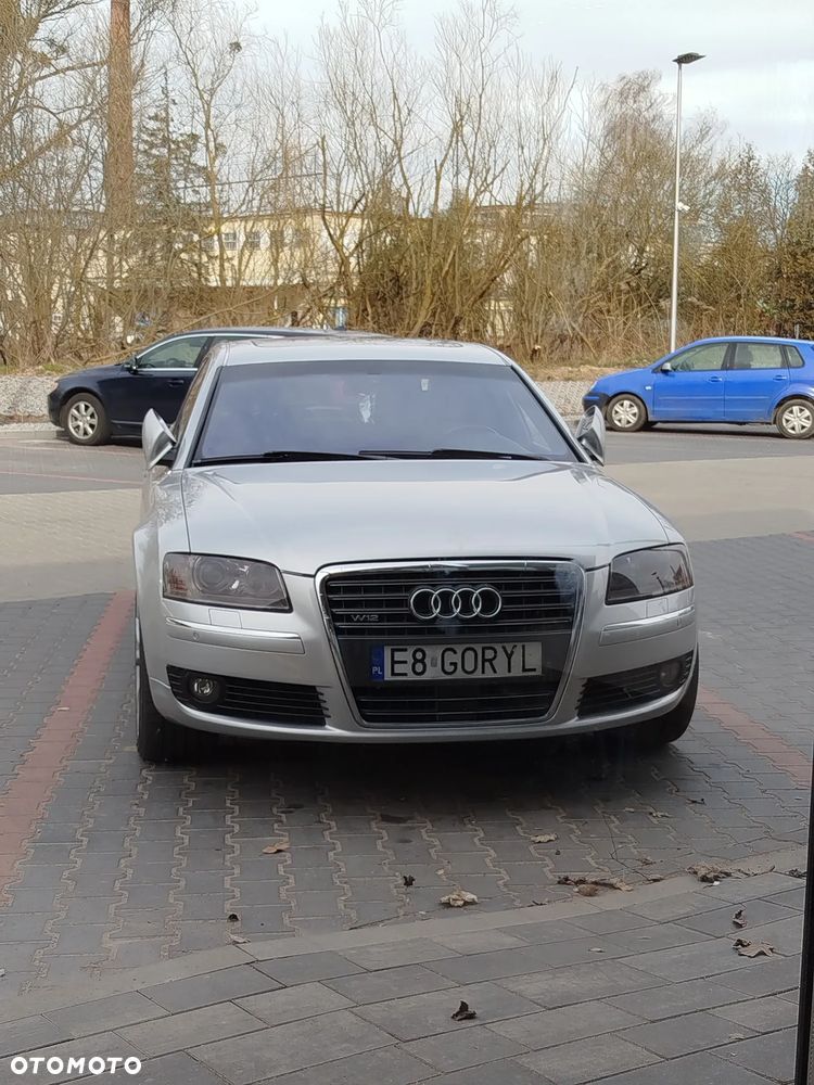 Audi A8 W12 quattro Langversion - 12