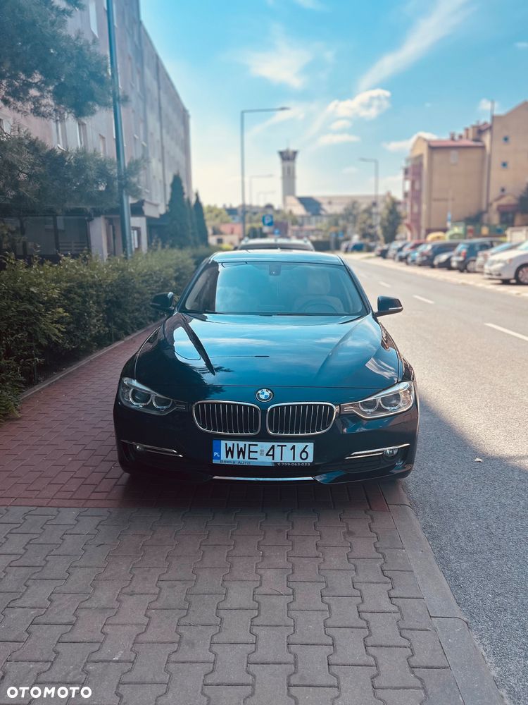BMW Seria 3 320i Efficient Dynamics Sport Line - 2