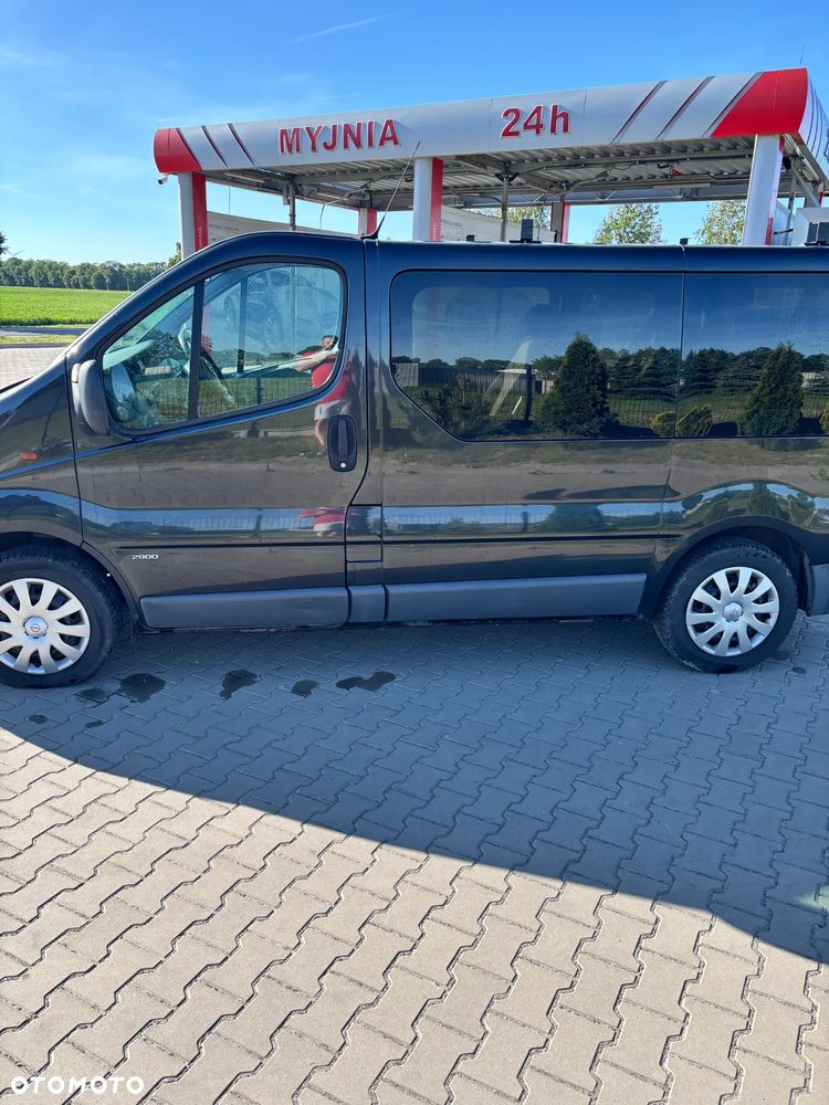 Opel Vivaro - 11