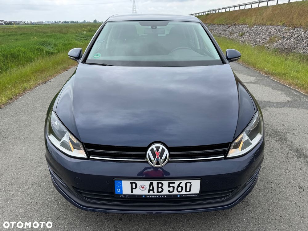 Volkswagen Golf 1.2 TSI BMT Comfortline - 19
