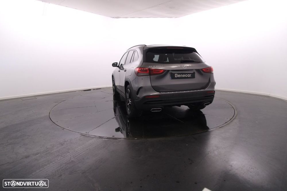 Mercedes-Benz GLA 180 d AMG Line - 5
