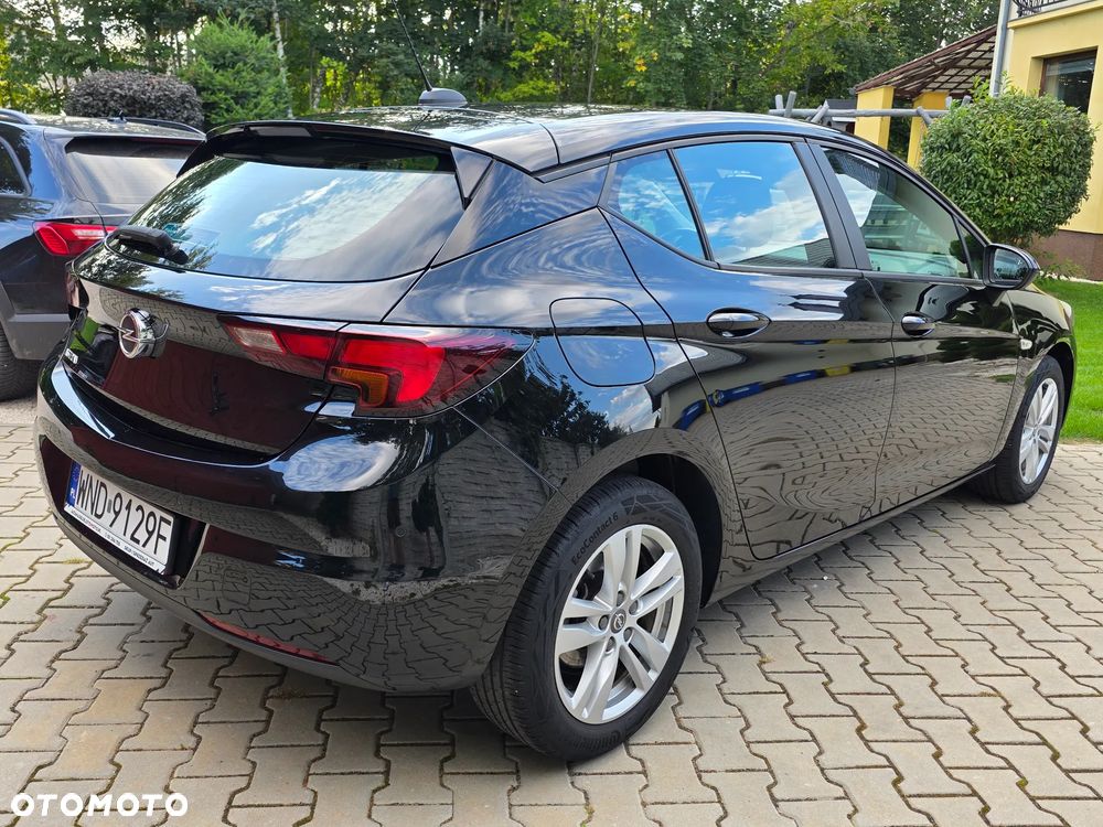 Opel Astra 1.2 T Edition S&S - 3