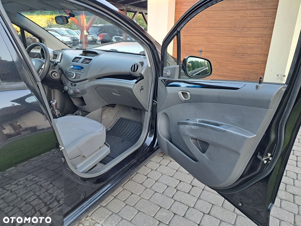 Chevrolet Spark 1.0 LT - 10