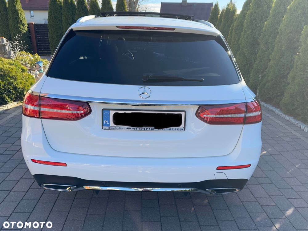 Mercedes-Benz Klasa E 220 d 9G-TRONIC - 12